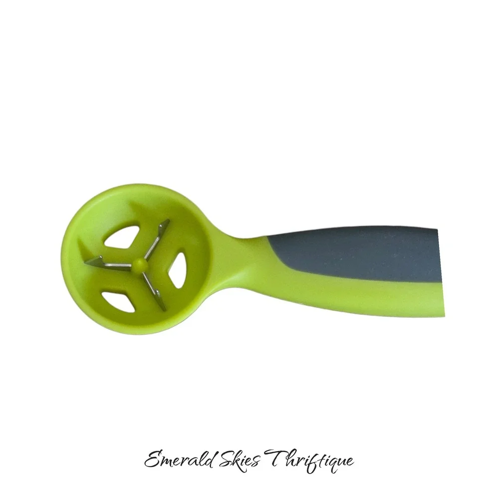 Pampered Chef Avocado Tool Item # 100355 NEW open bag. Free shipping